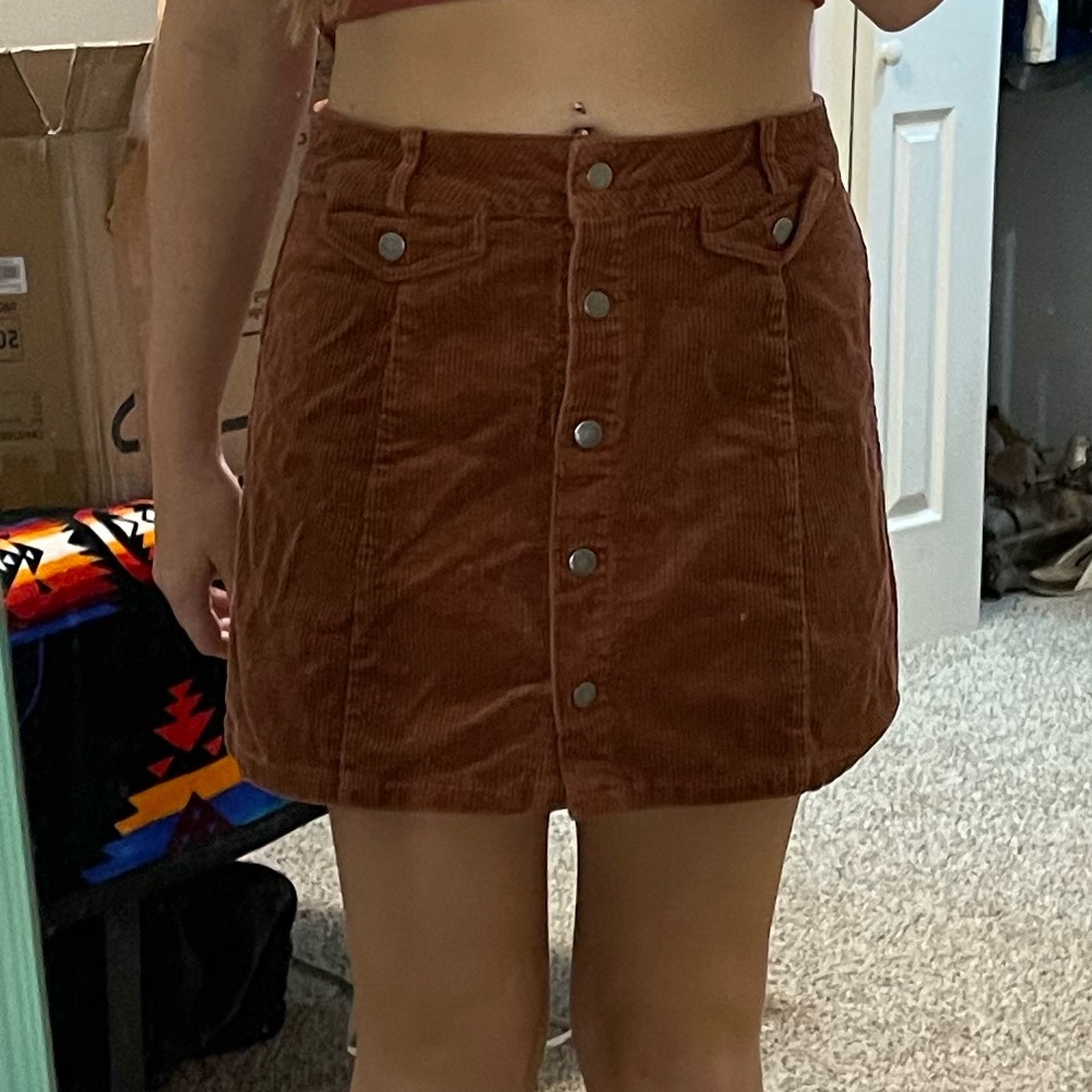 Mauve button skirt